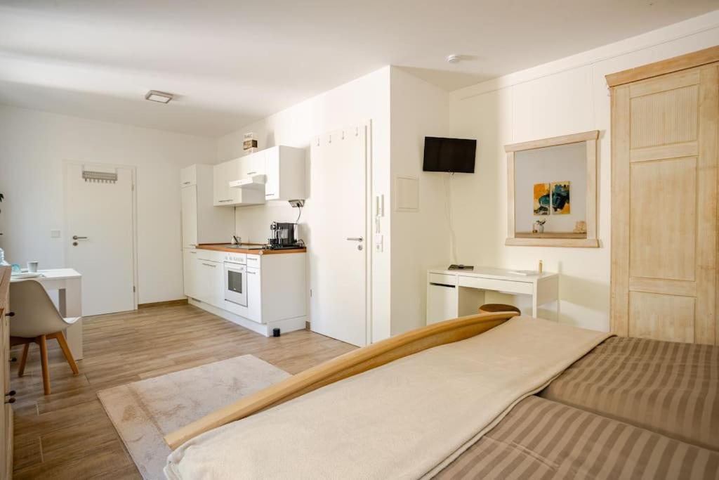 Tolles In Idyllischer Ruhiger Lage Apartment *